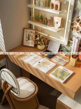 现代简约样板间儿童房女孩房趣味可爱森林系自然绘画软装饰品摆件