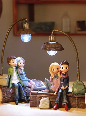 创意家居装饰品情k侣人物小夜灯工艺品客厅摆件卧室现代简约礼物