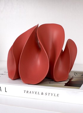 现代样板间书房书柜家居饰品创意树脂工艺品陶瓷玻璃花器软装摆件