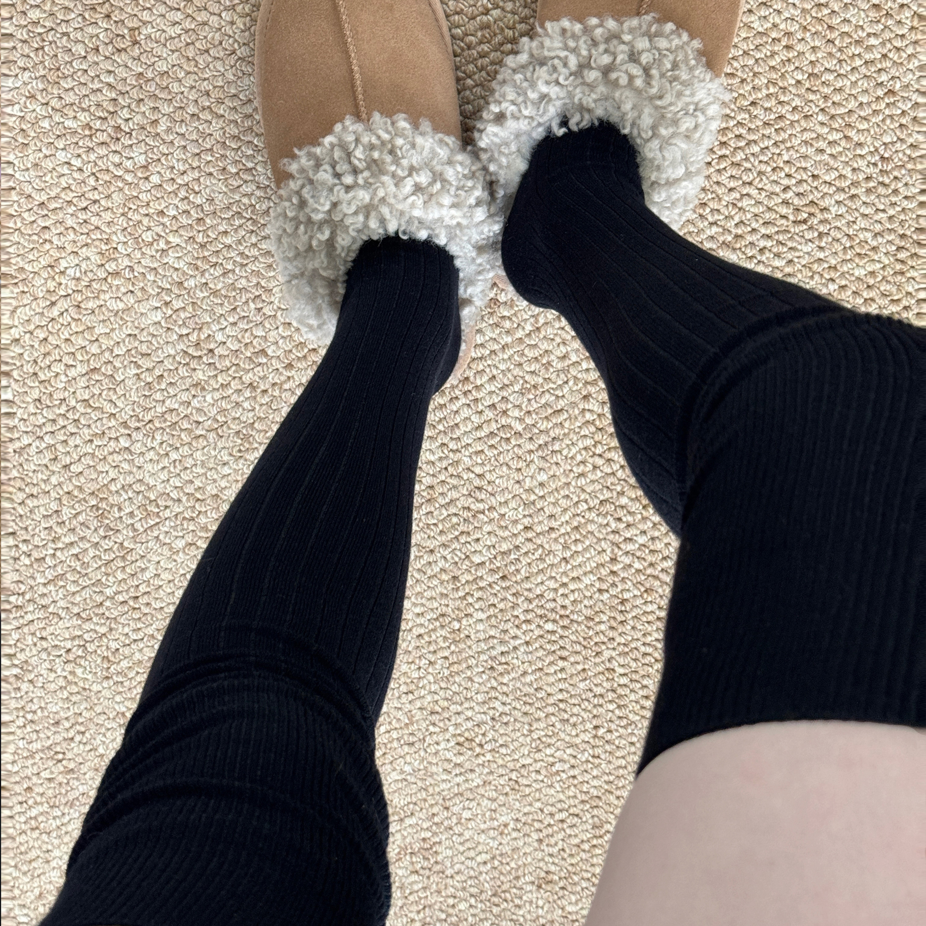 咖色羊毛桑蚕丝过膝袜子女秋冬学院风长筒袜微压日系jk显瘦高筒袜,淘宝优惠券,粉丝福利购,淘宝优惠卷