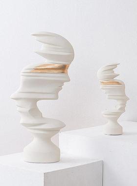 黑白哑光抽象人物摆件现代简约售楼部酒店玄关电视柜树脂雕塑装饰