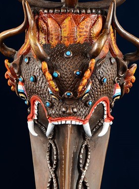 闯隆《三面普巴金刚橛金刚杵》尼泊尔铜雕花彩绘桌面手工艺品摆件