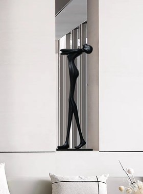 现代创意人形艺术雕塑酒店家x居客厅电视柜壁龛站立人物装饰摆件