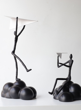 现代抽象雕塑玩飞机人物摆件样板房客厅电视柜玄关书房家居艺术品