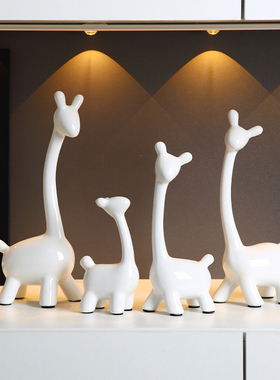 鹿摆件酒柜装饰品电视柜玄关创意组合摆件暴力熊家居饰品