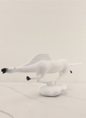 北欧轻奢极简金属祥云马摆件样板房玄关卧室家居客厅装饰品摆件