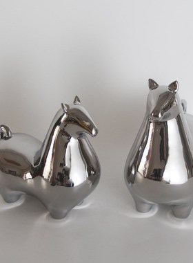 陶瓷镀银《唐马》陶瓷马摆件客厅酒柜办公室桌面装饰工艺品礼品