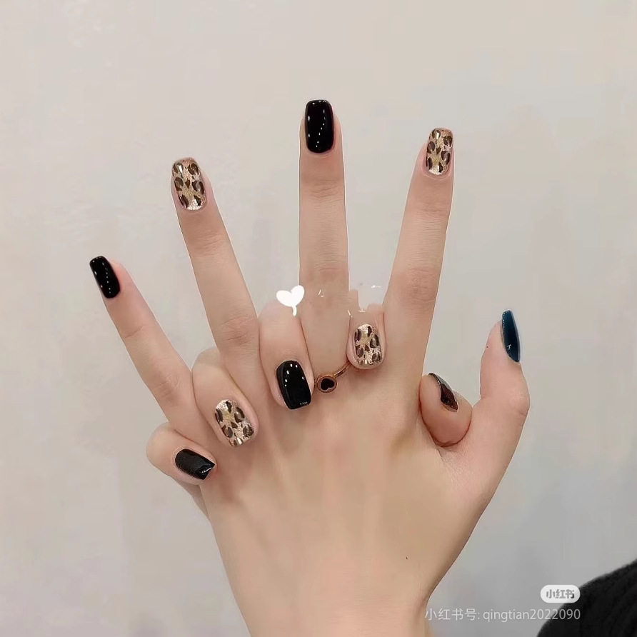 甜酷豹纹美甲假指甲片法式辣妹短款高级感显白可拆卸穿戴甲片10片,淘宝优惠券,粉丝福利购,淘宝优惠卷
