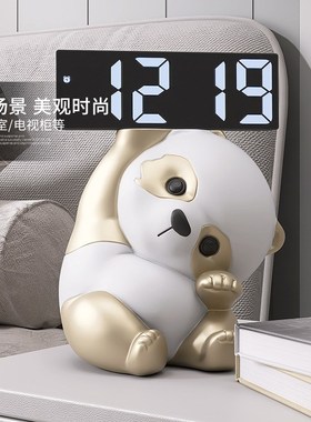 可爱卡通时钟摆件客厅玄关卧室y床头钟表台式摆放式桌面智能电子