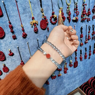 喜饰集海蓝宝水晶手链女款朱砂托帕石单圈手串送女友闺蜜生日礼物