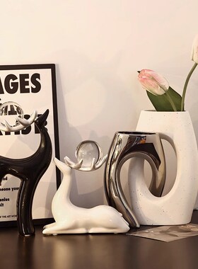 黑白简约风客厅电视柜酒柜水晶球鹿摆件套装入户玄关装饰品高级感