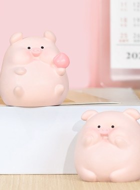 猪你快乐鸭迷你桌面摆件办公室工位装饰品女生节礼物治愈系小物件