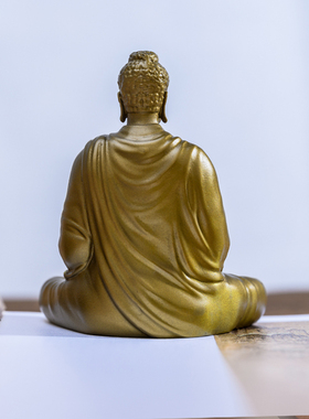 释迦牟尼佛佛佛像家用供奉释迦摩尼佛铜像摆件小随身佛禅意家居装