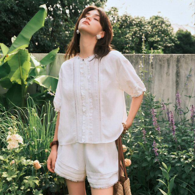 ຮູບແບບວັນພັກ MarcMoore ເປັນຮູ Tencel ຊຸດ linen