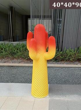 Gufram大型仿真网红仙人掌衣帽架雕塑家庭房间装饰客厅落地大摆件