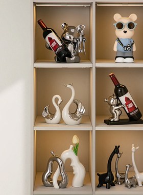 家居酒柜装饰品客厅电视柜子软装四口小鹿过新年春节蛇年2