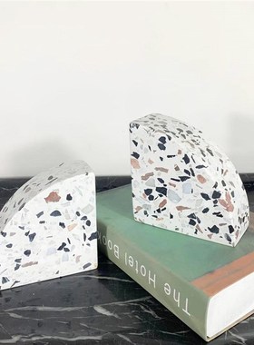 简约现代水磨石阶梯扇形书档纸镇书房样板房玄关书靠软装饰品摆件