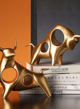 创意现代简约牛摆件家居客厅店铺玄关书架酒柜桌N面动物装饰工艺