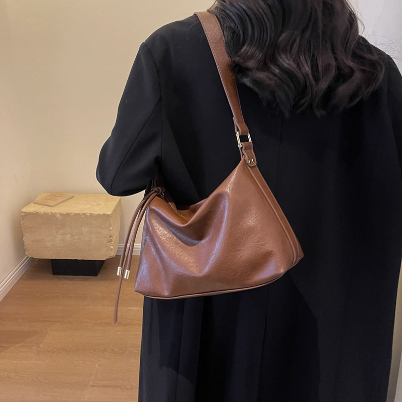 大容量单肩包小众包包女2025新款女包百搭斜挎包时尚休闲通勤女包
