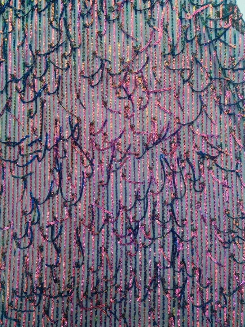 闪耀亮片刺绣蕾丝 柔软亲肤弹力锦纶网底 活动须须亮片 舞裙布料,淘宝优惠券,粉丝福利购,淘宝优惠卷