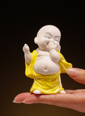 新中式禅意陶瓷招财弥勒笑佛创意玄关客厅家居装饰品车载汽车摆件