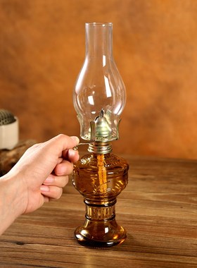 复古煤油灯摆件桌面装饰品农村老式煤油灯户外露营小夜灯拍摄道具