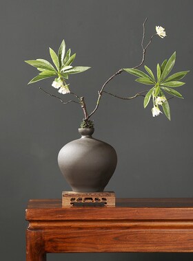 侘寂风陶瓷瓶枯藤假客厅玄关酒店装饰品餐桌仿真盆