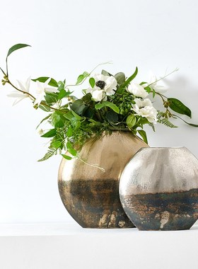 铝制复古做旧渐变色水墨感扁圆形器瓶样板间碎边果盘