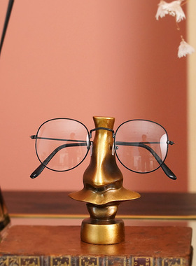 现代创意铜色树脂鼻子造型眼镜架卧室书桌时尚个性眼镜支架