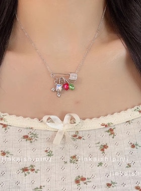 甜酷辣妹风金属曲别针项链彩色锆石撞色拼接高级感新潮百搭锁骨链