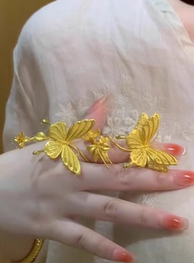 「双蝶飞舞」黄金色双蝴蝶戒指镂空花丝甜美指环轻奢高级感送女友