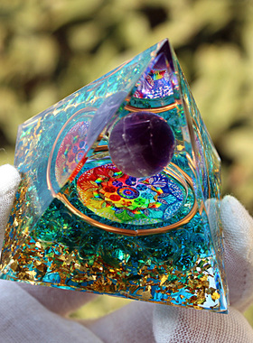 工厂新品紫水晶球水晶碎石金字塔树脂铜线圈手工艺品车载装饰