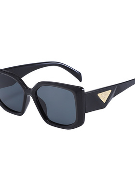 倒三角标复古太阳镜女高级感黑色眼镜时尚明星网红个性方框墨镜潮