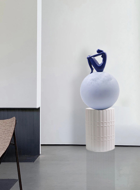 现代创意人物抽象雕塑落地摆件大件酒店别墅艺术装饰客厅摆台