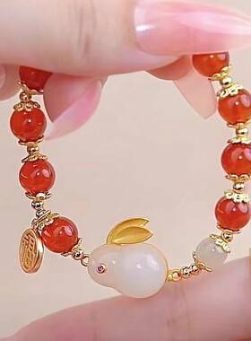 2025玉兔手链手环本命年情人礼物兔子手串学生礼物高颜值闺蜜配饰