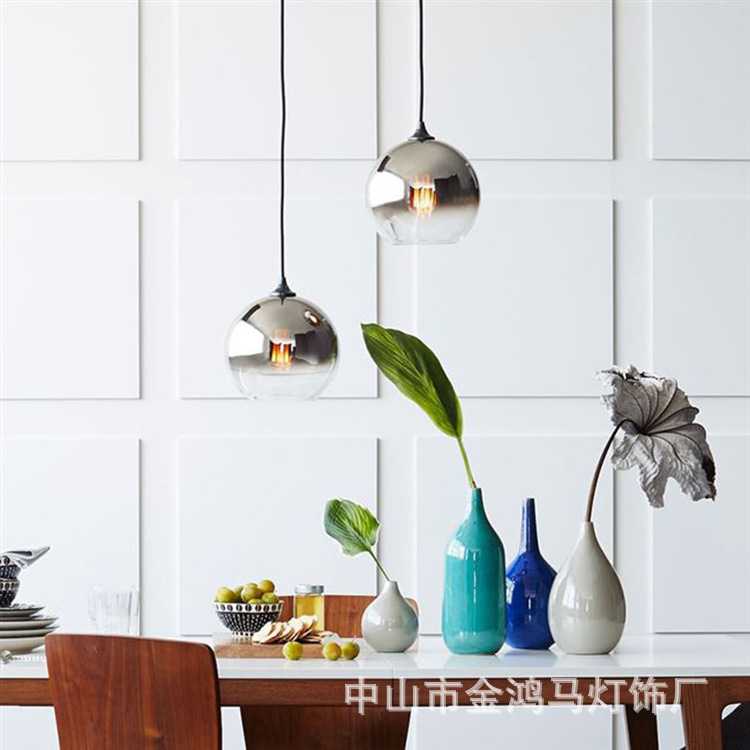 北欧后现代简约卧室床头创意圆球吊灯吧台餐厅轻奢个性渐变玻璃灯 - 图3