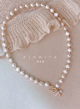 天然珍珠项链女时尚款小众设计感蜜蜂吊坠锁骨链生日纪念礼物颈链