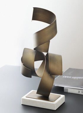 北欧现代售楼处轻奢家居玄关铁艺抽象摆件办公室内软装摆设工艺品