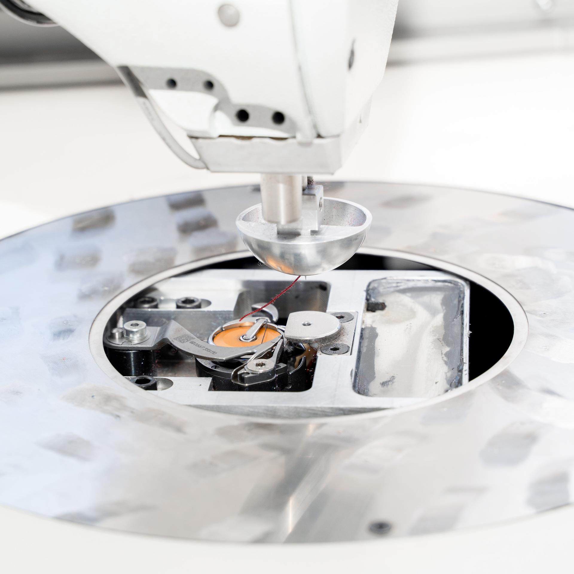 工厂用厚料缝纫机全自动360度旋转大范围皮革花样缝制电脑花样机,淘宝优惠券,粉丝福利购,淘宝优惠卷