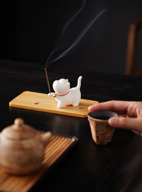 可爱小猫陶瓷香薰炉摆件