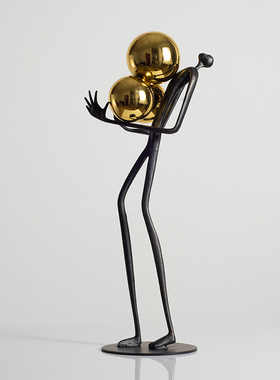 东来家居轻奢抱球人金属摆件现代客厅家居装饰品样板房售楼处软装