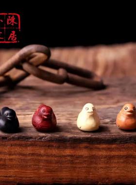 迷你雕刻木鸭子摆件桃木挂件吊坠钥匙饰品