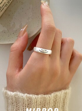 925纯银拉丝戒指女指环v小众设计笑脸可爱尾戒学生个性简约