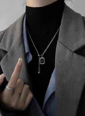 黑色锆石钛钢项链女2025年新款爆款甜酷辣长款毛衣卫衣链高级颈链