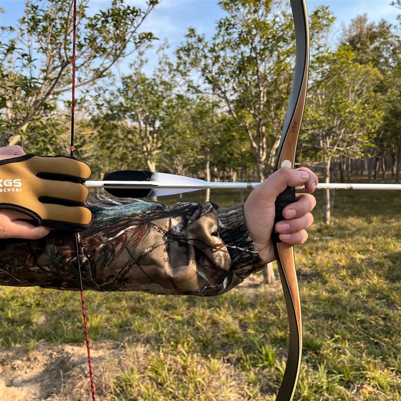 云刃纯碳箭碳箭真羽箭支纯u碳白色箭杆千三千六直度羽毛非战鸽云 - 图0