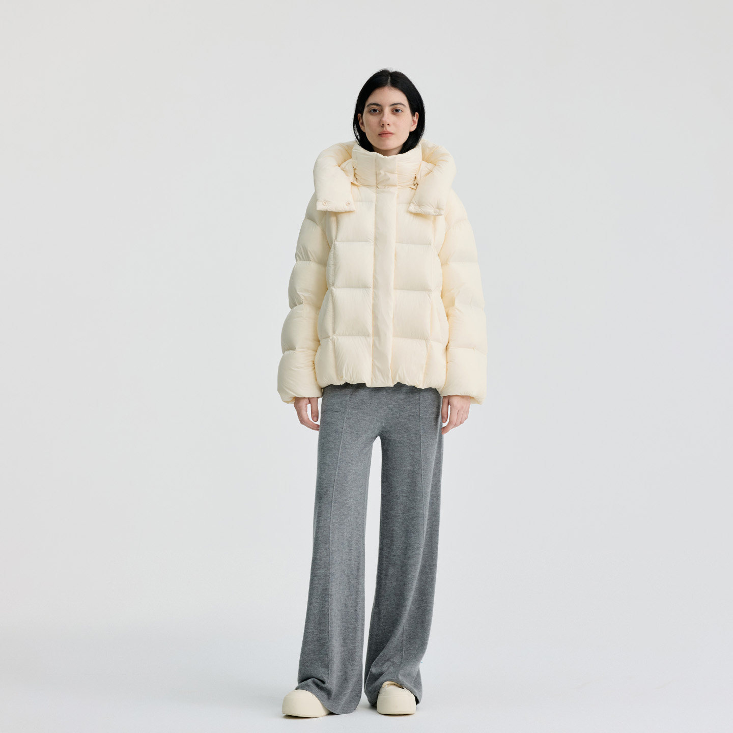 BINJORA冰洁95绒一手长可脱卸帽阳光零压泡芙宽松廓形羽绒服女短