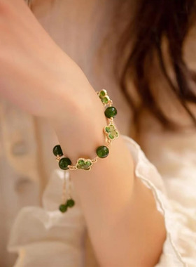 四叶草手链女款小众设计轻奢高级感2025新款百搭精致闺蜜生日礼物
