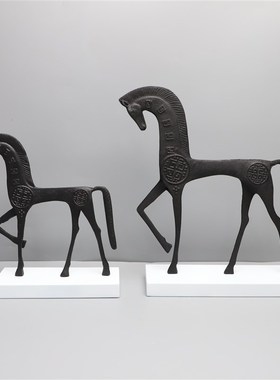 北欧黑色铸铁摆件样板q房售楼部卧室书房客厅桌面电视柜玄关饰品