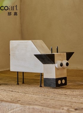 邸高 展厅空间设计原木风墙上横板展示架装饰品摆件 软装家具搭配