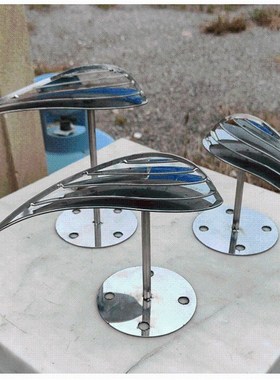 户外不锈钢镜面荷花鱼雕塑定制金属抽象小鱼动物摆件庭.院水池景